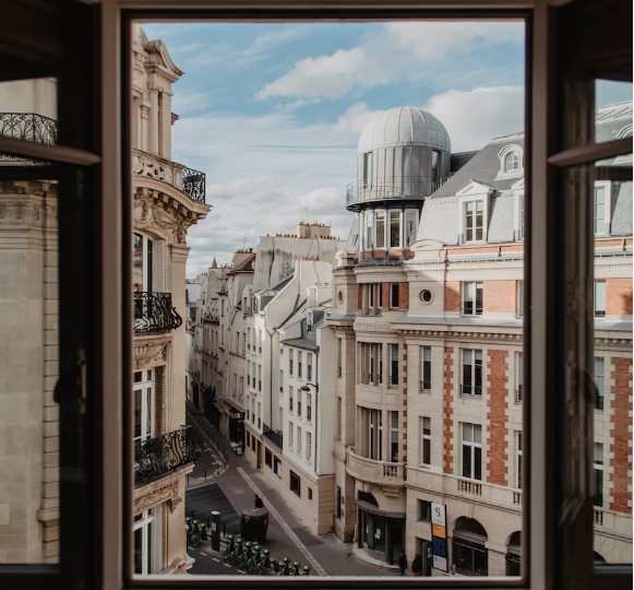 Capturing Parisian Arc hitecture: Tips And Tricks For Photographers